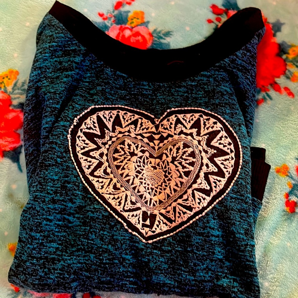 Long sleeve shirt soft